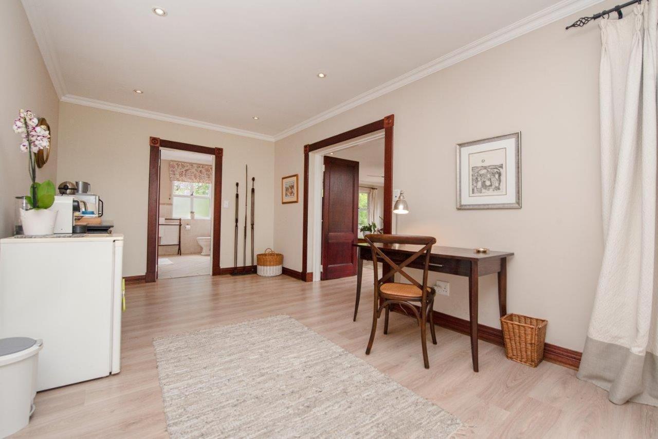 Wild Olive Executive Suite โจฮันเนสเบิร์ก ภายนอก รูปภาพ